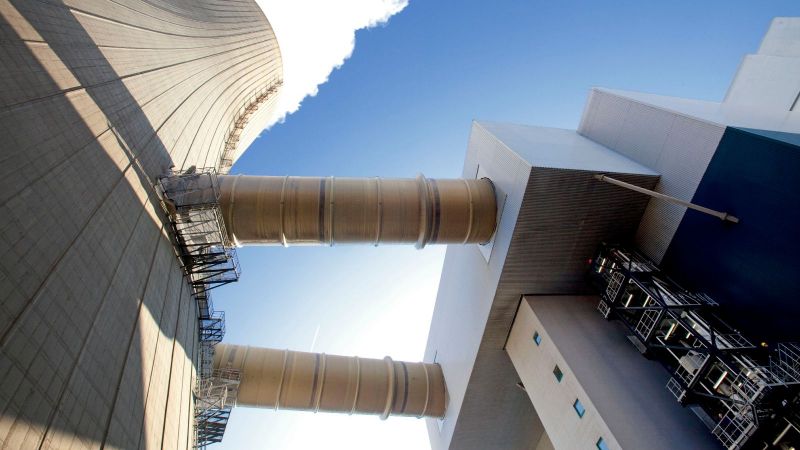 Die CO2-Rauchgas-Waschanlage am Kraftwerk Niederaußem